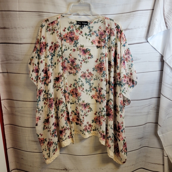 mason & mackenzie Tops - Mason & MacKenzie kimono